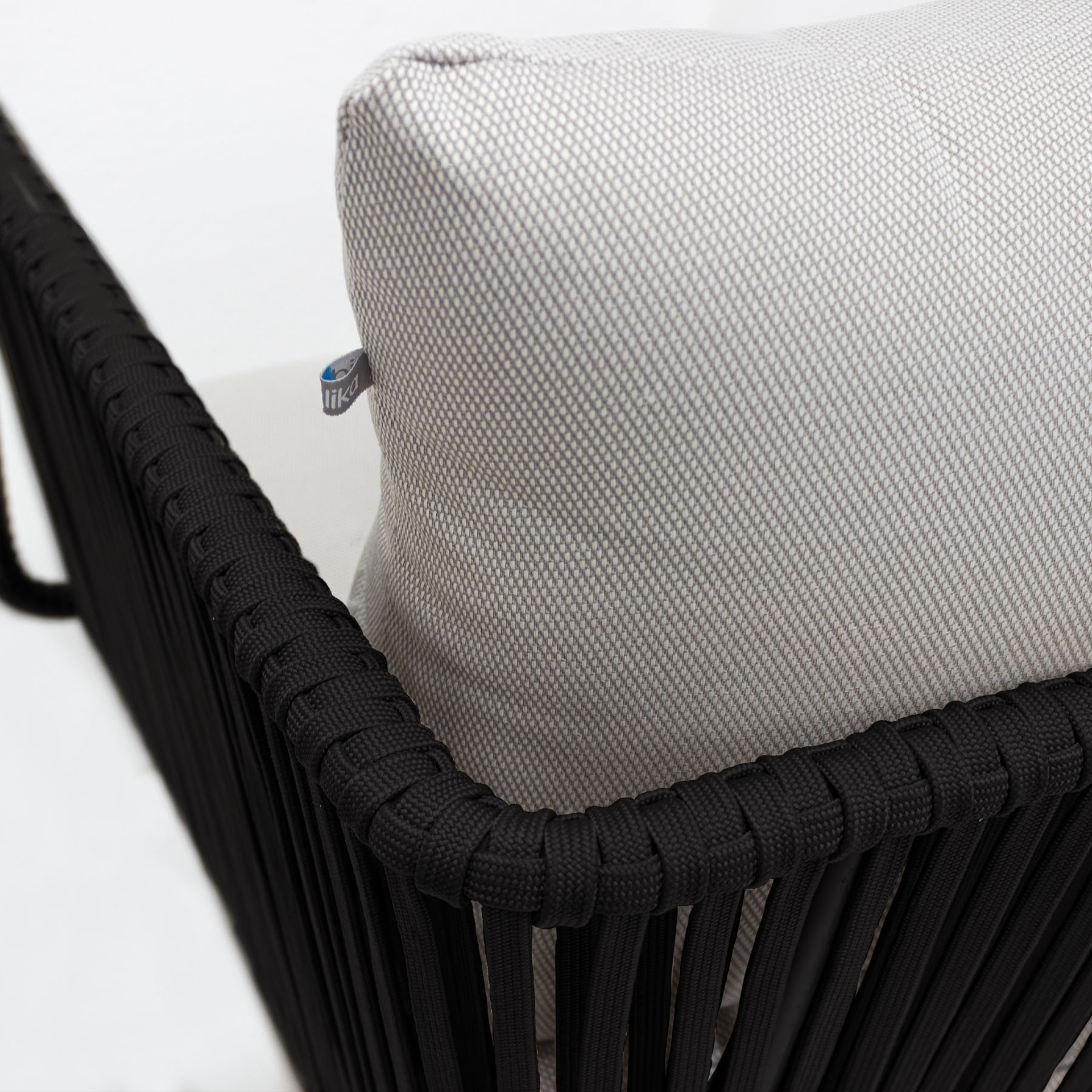 Vallarta sillón metal negro cuerda negra cojinería loneta exterior - Imagen 5